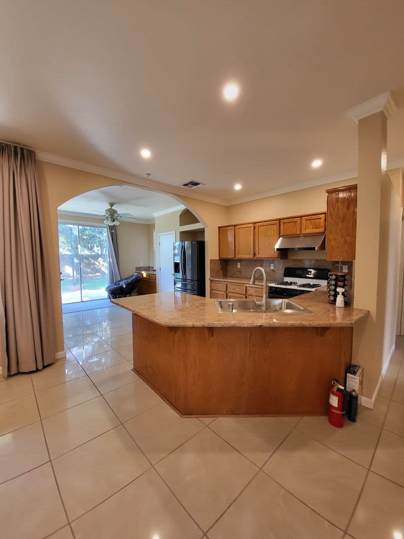 Woodland House: 920 Garcia Dr