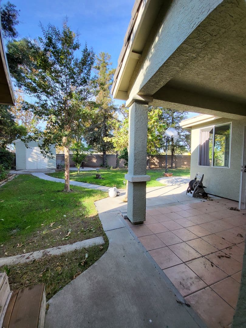 Woodland House: 920 Garcia Dr
