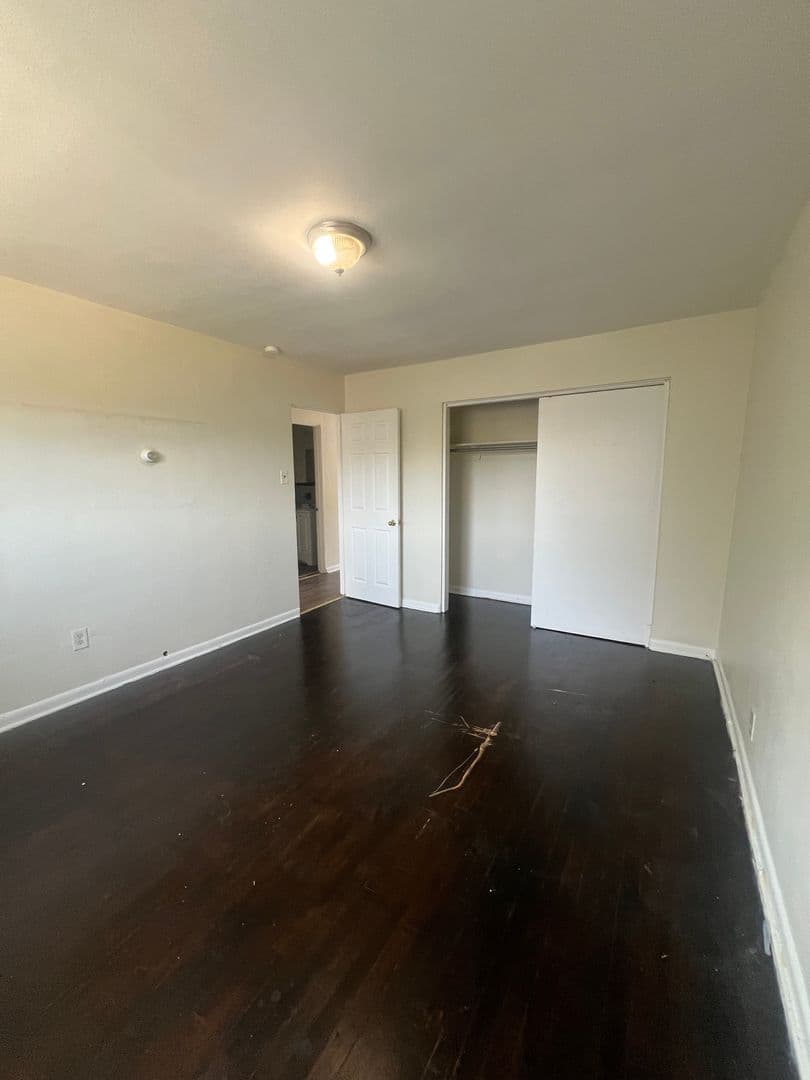 Harrisburg Apartment: 1315-1343 Rolleston St