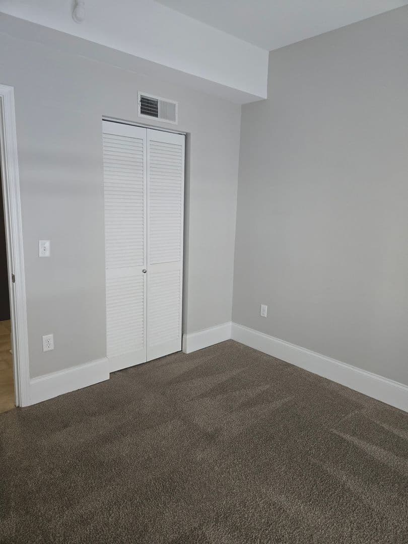 Harrisburg Apartment: 301 Market St
