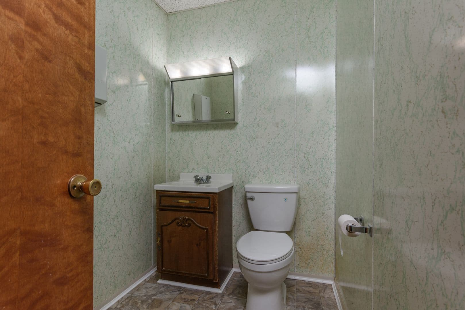 Carlisle Apartment: 155-157 N Hanover St