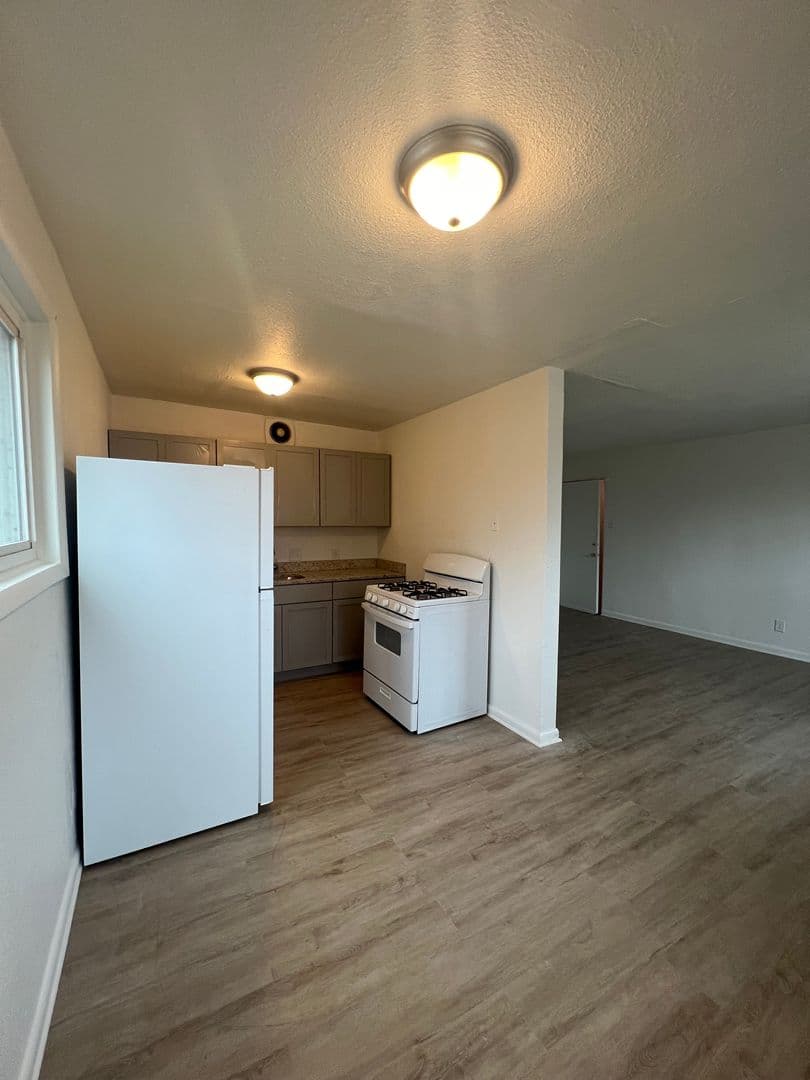 Harrisburg Apartment: 1315-1343 Rolleston St