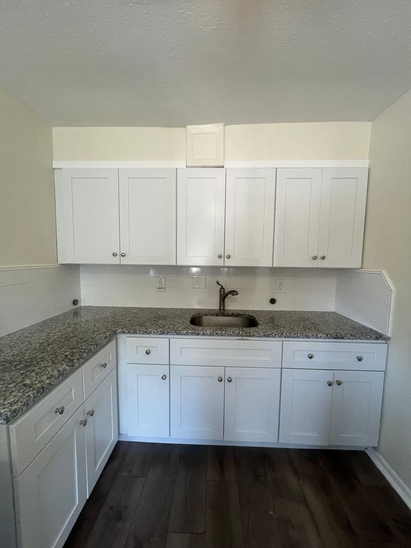 Harrisburg Apartment: 1315-1343 Rolleston St