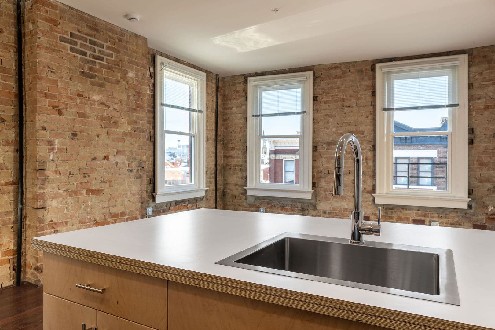 Cincinnati Apartment: 56 East McMicken