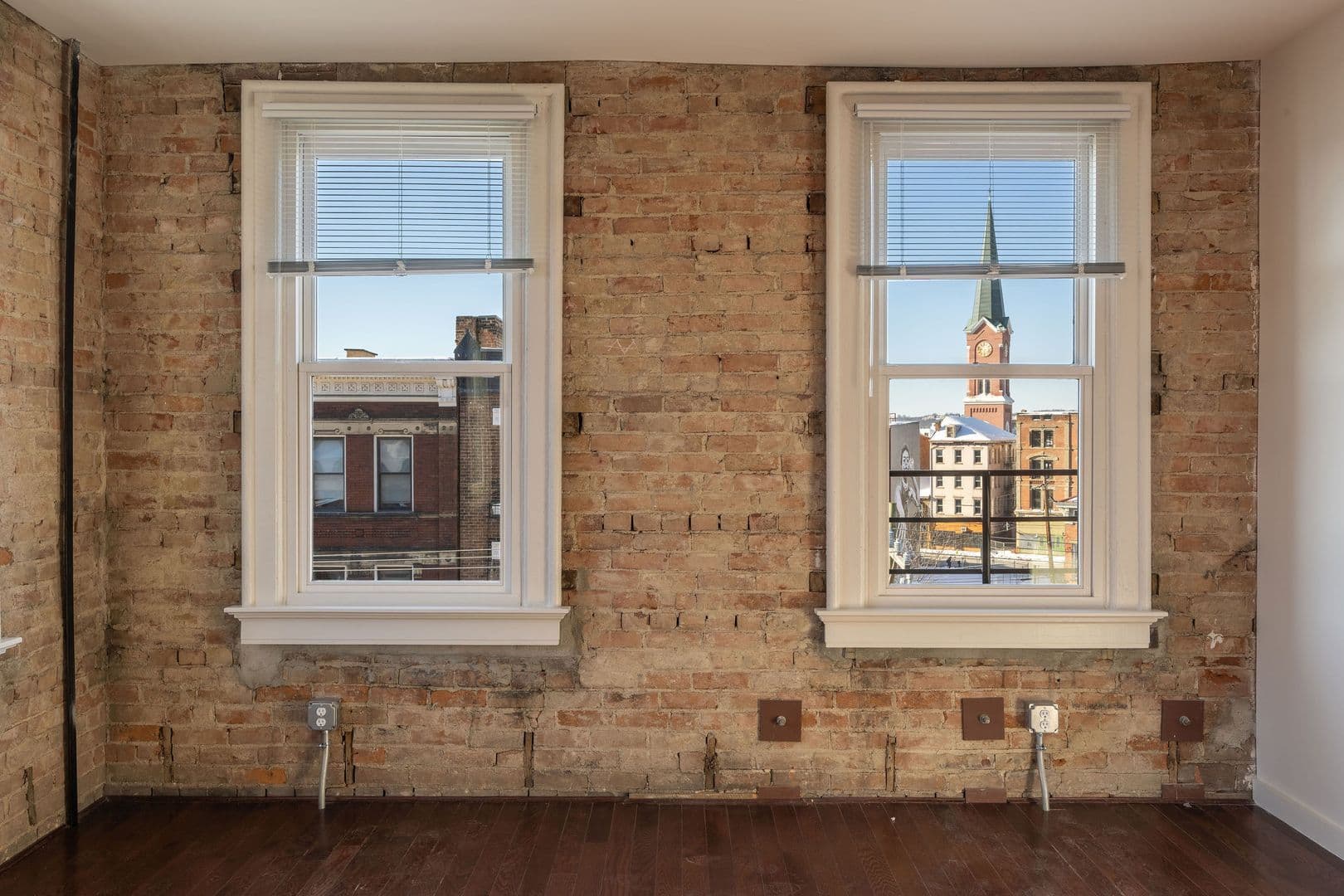 Cincinnati Apartment: 56 East McMicken