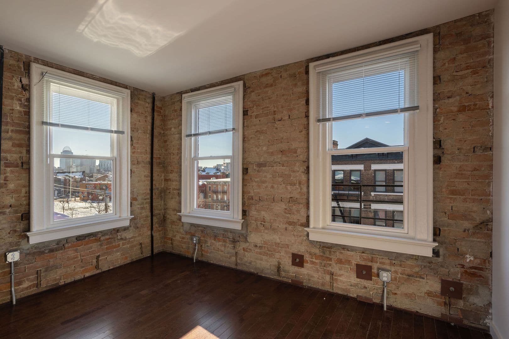 Cincinnati Apartment: 56 East McMicken