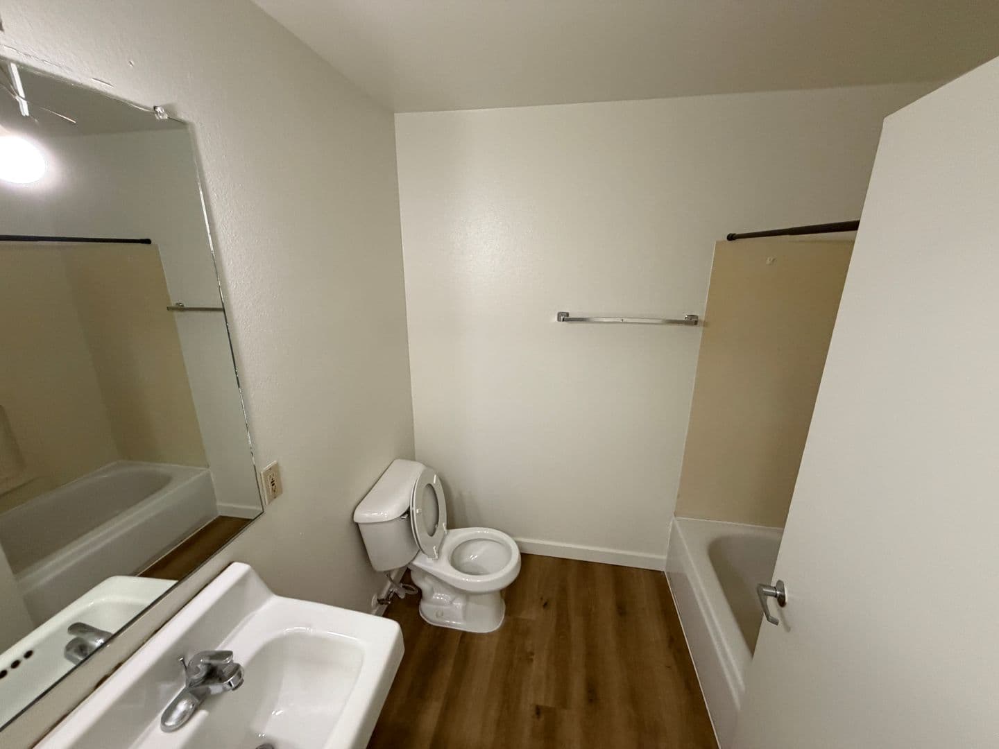 Anchorage Apartment: 315 Barrow St