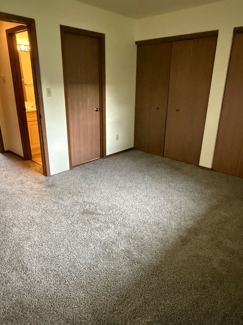 Anchorage Apartment: 3804 Indiana St