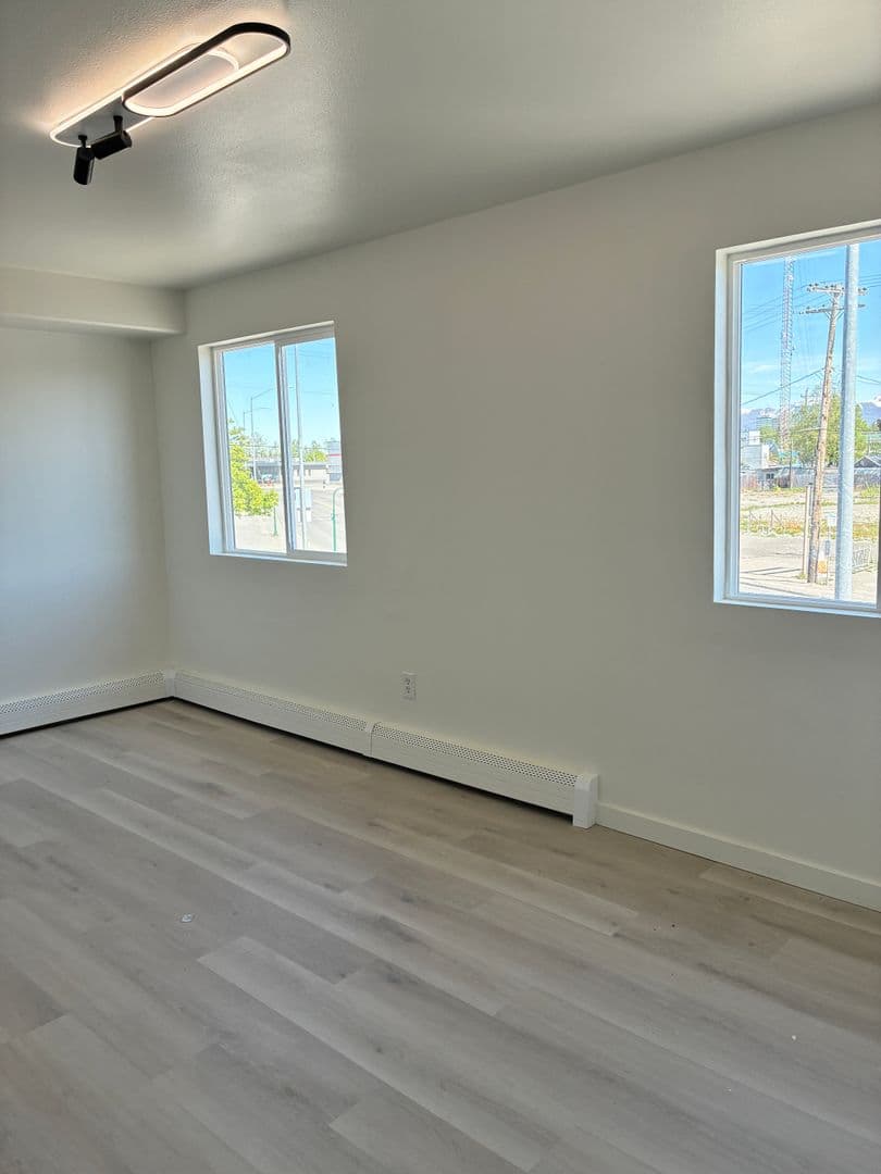 Anchorage Apartment: 3200 Spenard Rd