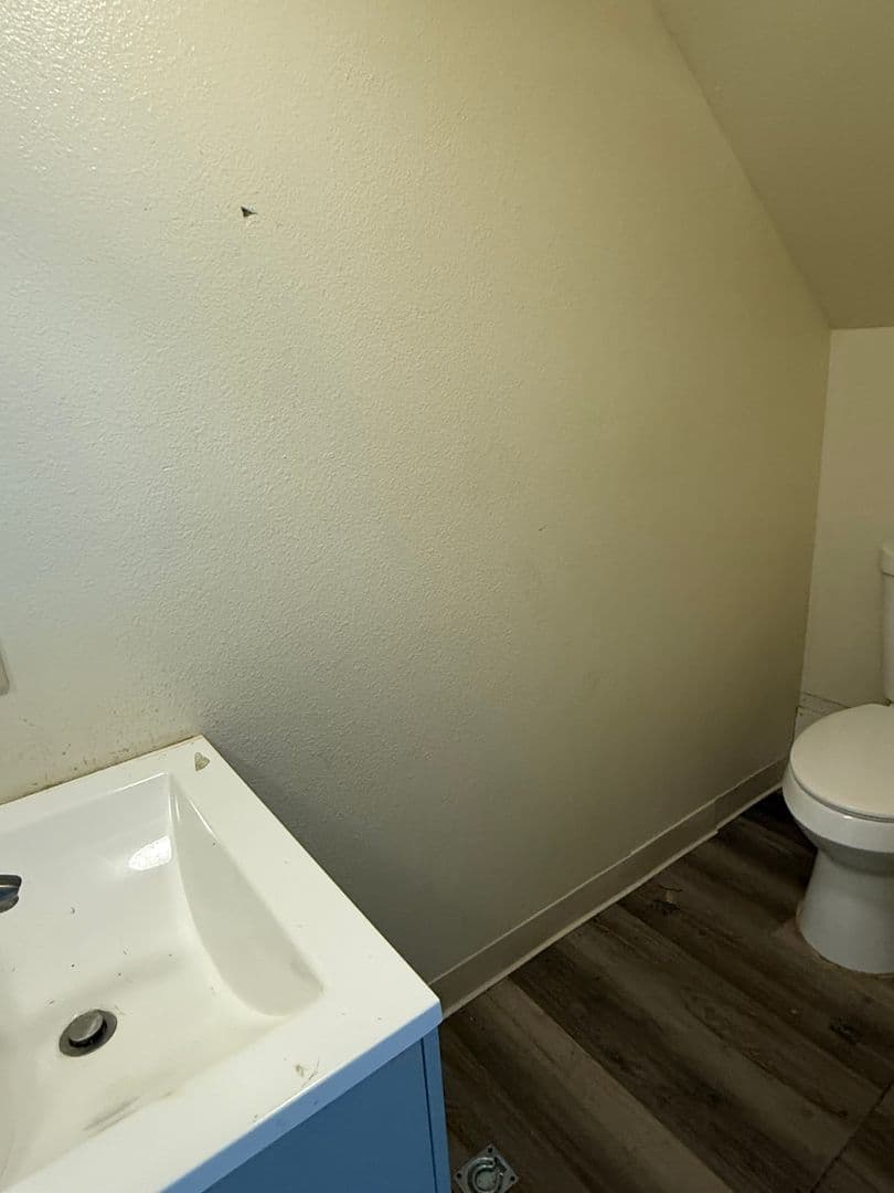 Anchorage Apartment: 3804 Indiana St