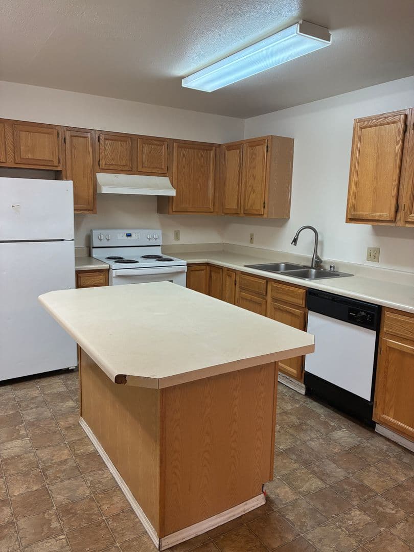 Anchorage Apartment: 315 Barrow St