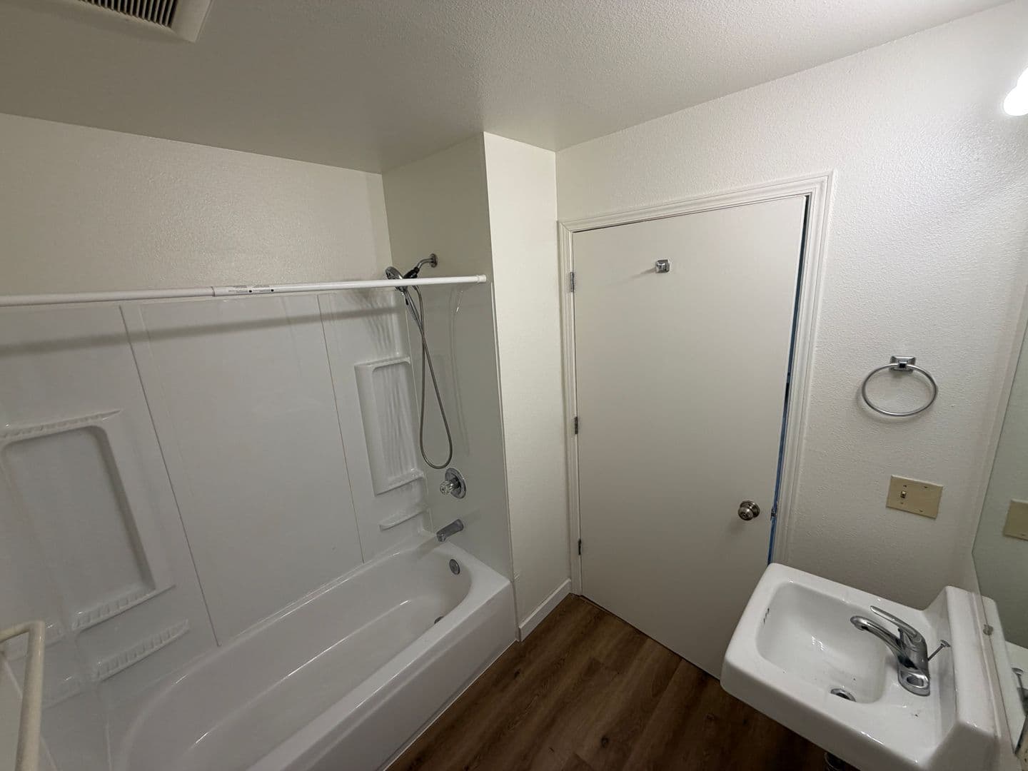 Anchorage Apartment: 315 Barrow St