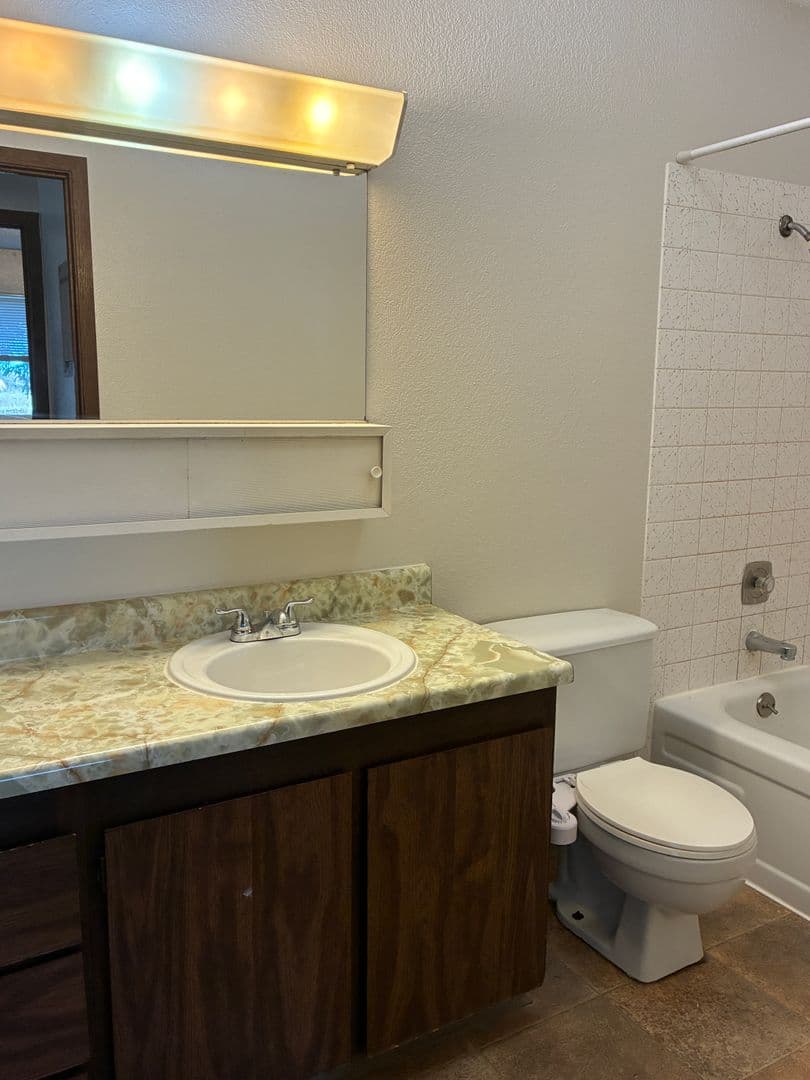 Anchorage Apartment: 1315 Cordova St