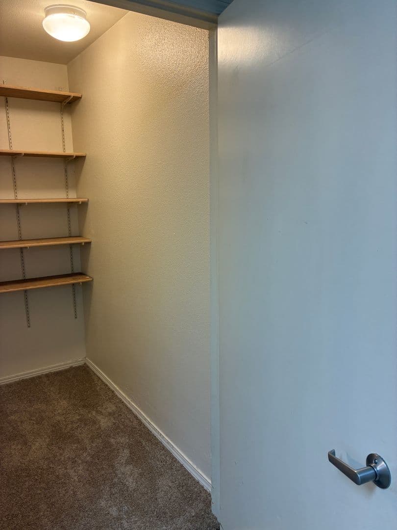 Anchorage Apartment: 315 Barrow St