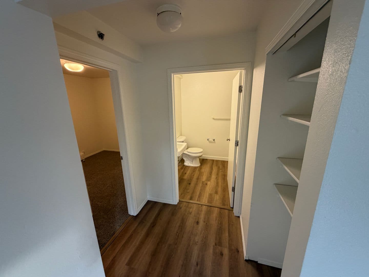 Anchorage Apartment: 315 Barrow St