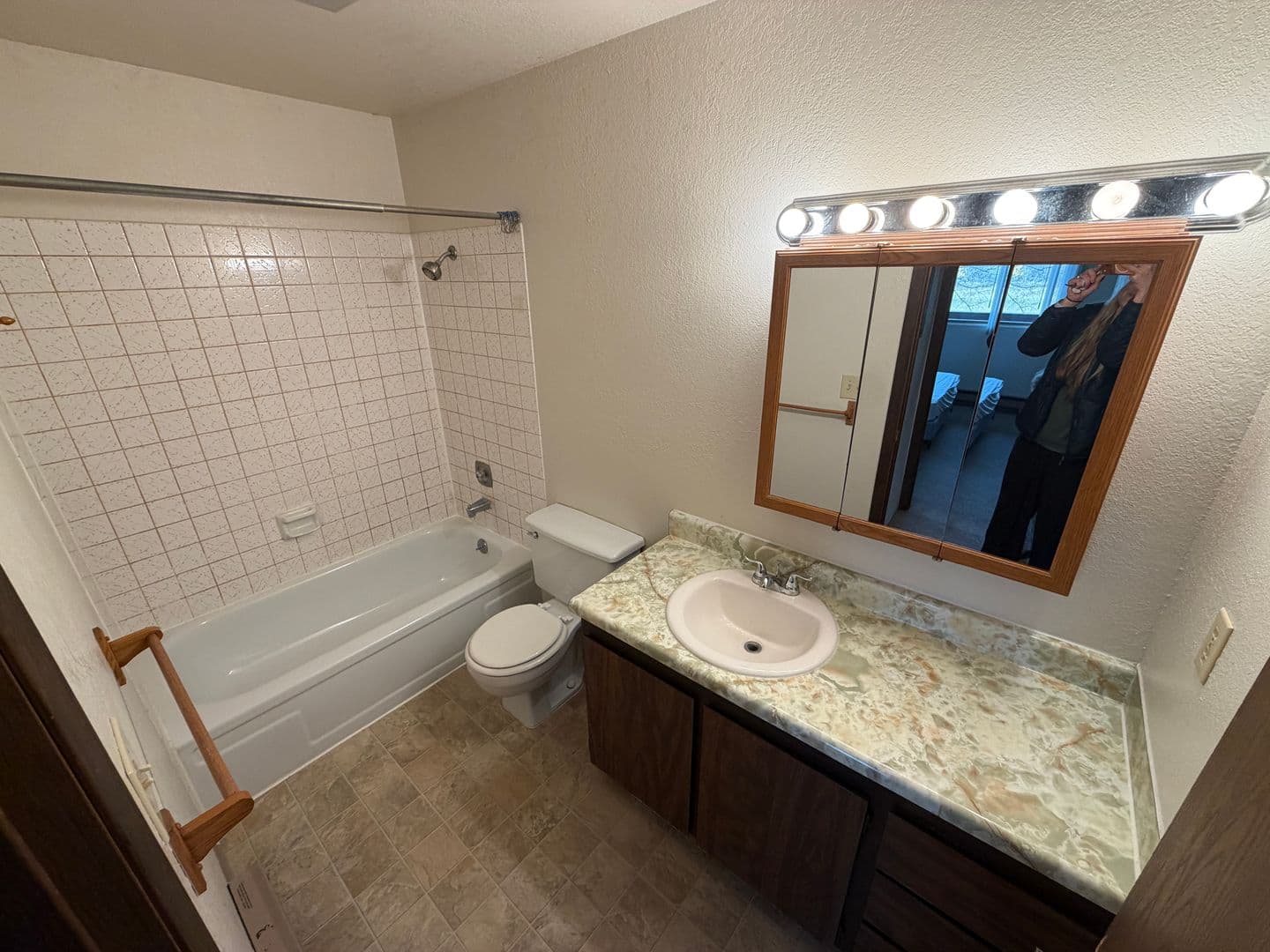 Anchorage Apartment: 1315 Cordova St