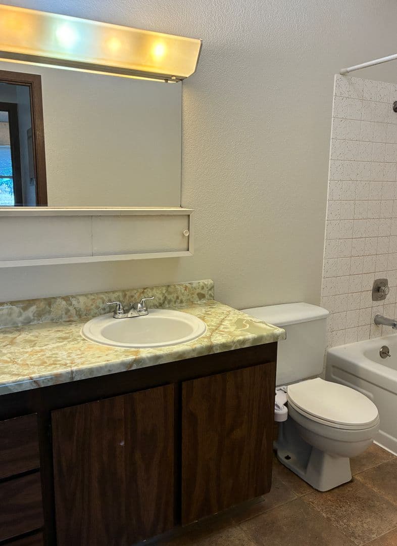 Anchorage Apartment: 1315 Cordova St