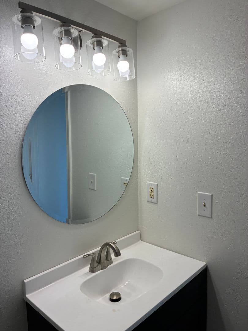 Anchorage Apartment: 3200 Spenard Rd