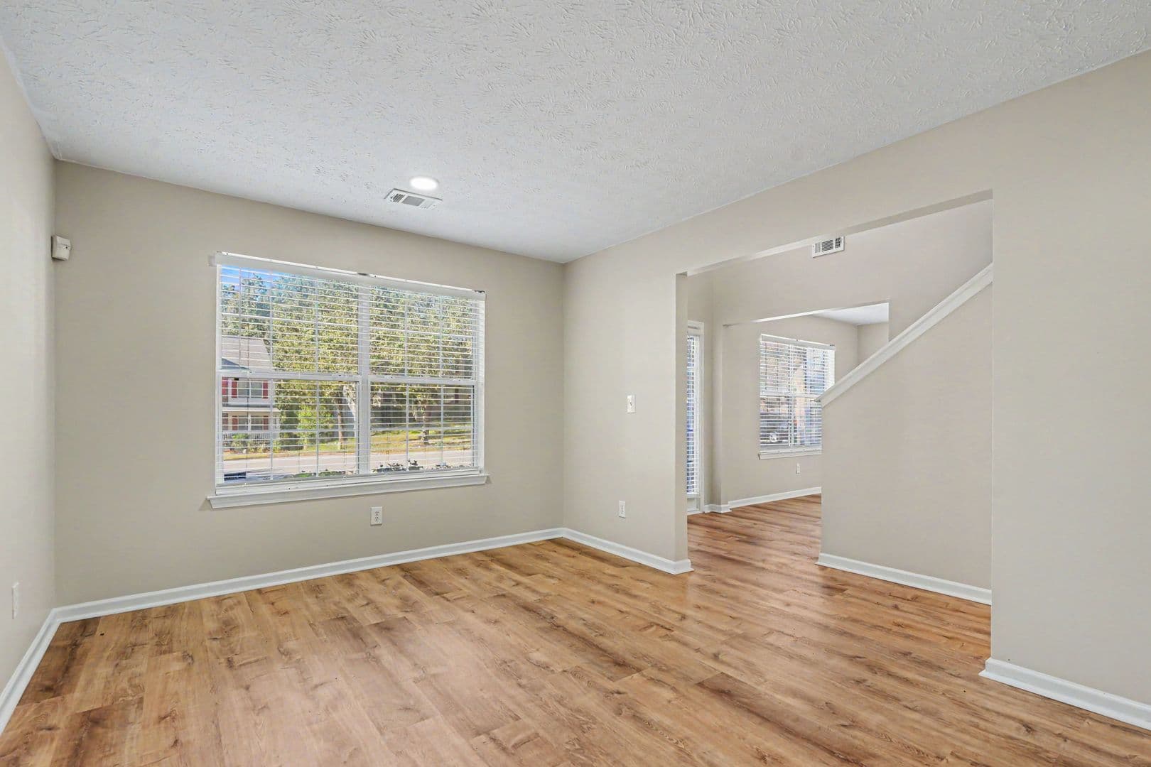 Snellville House: 3015 Gallery Walk