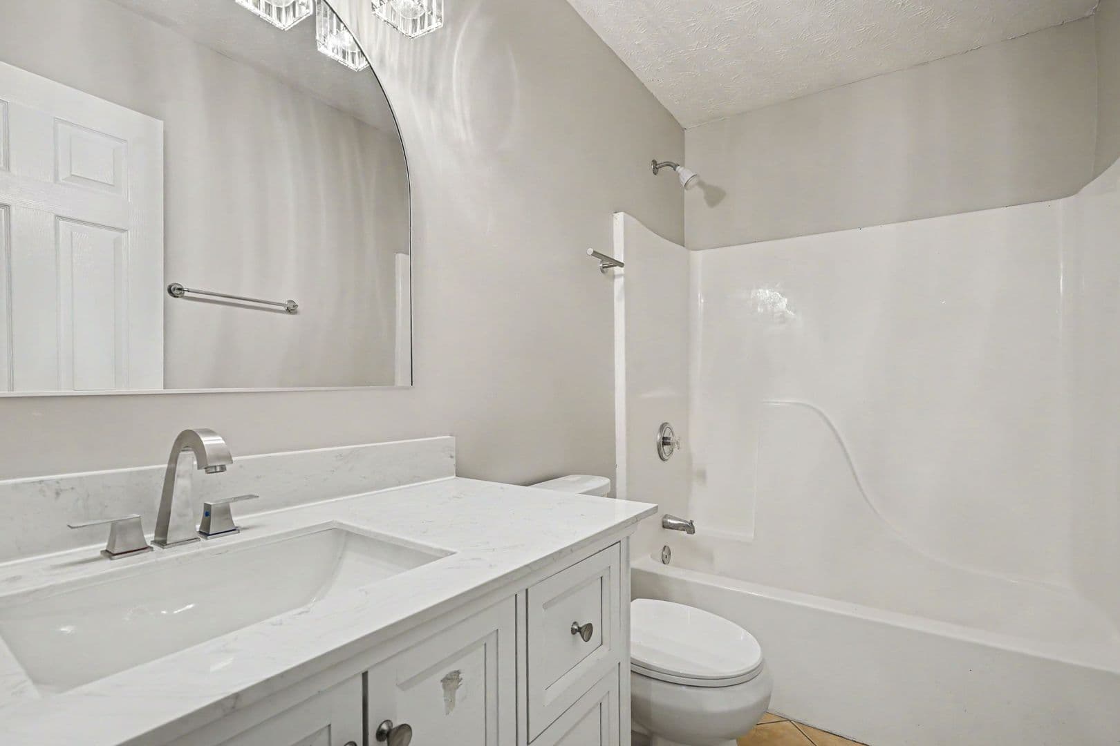 Snellville House: 3015 Gallery Walk