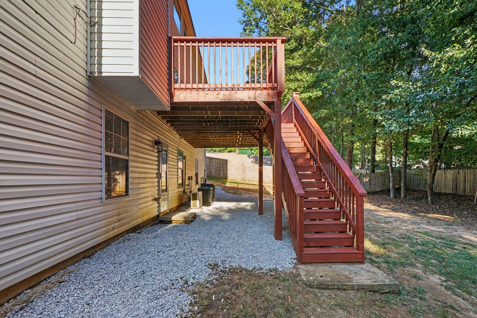 Snellville House: 3015 Gallery Walk