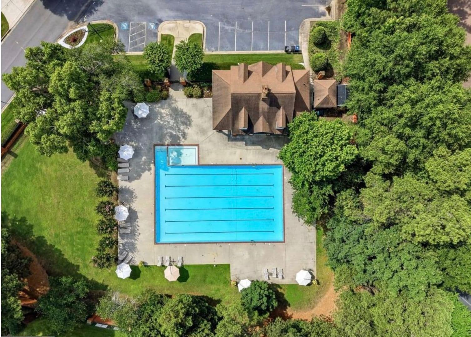 Snellville House: 3015 Gallery Walk