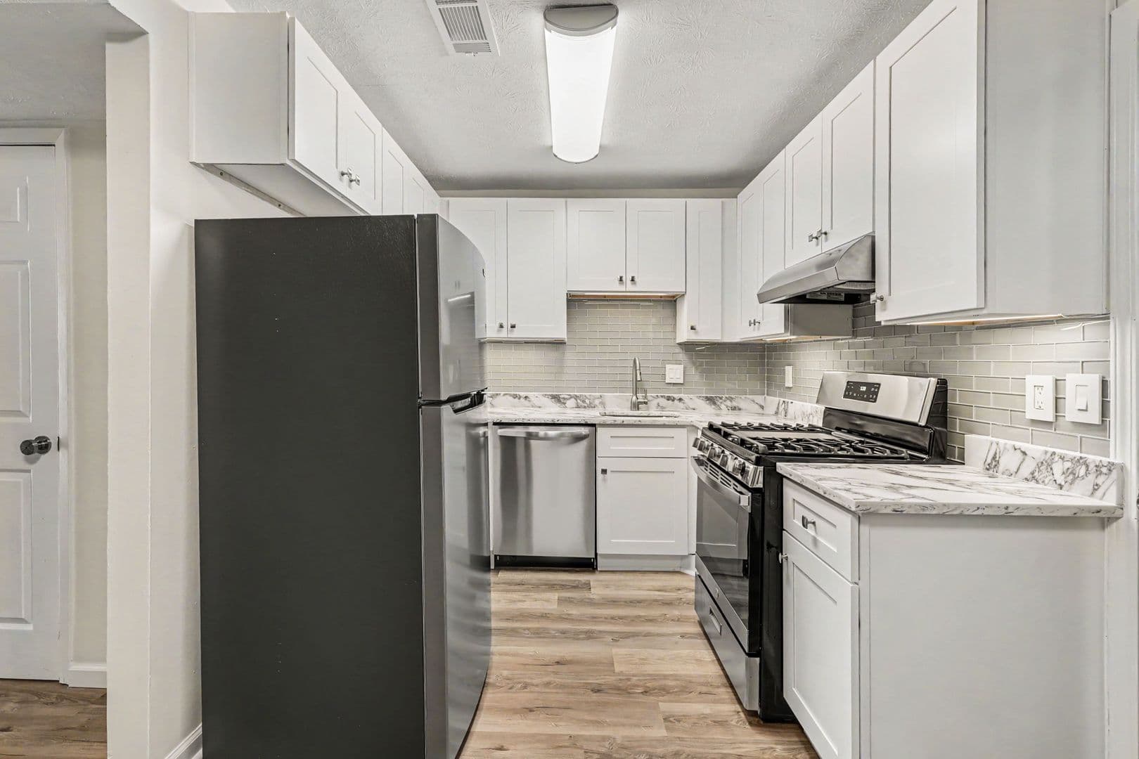 Snellville House: 3237 Highpoint Court