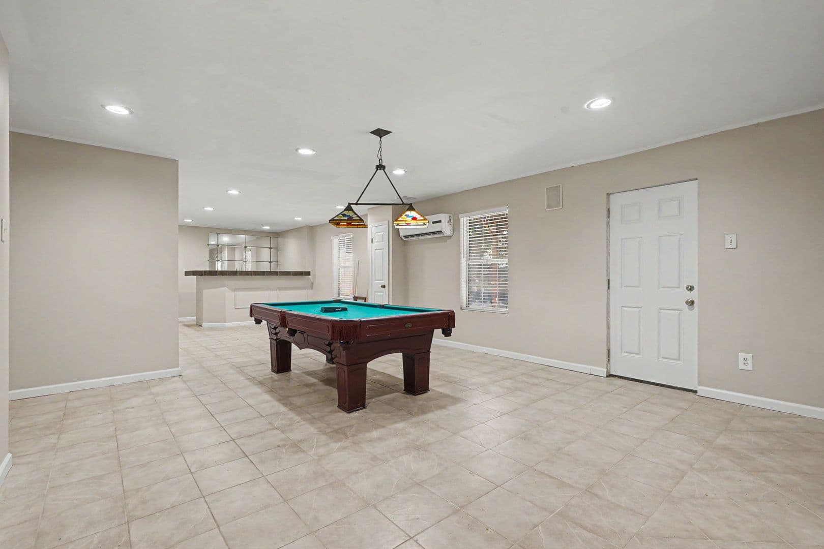Snellville House: 3015 Gallery Walk