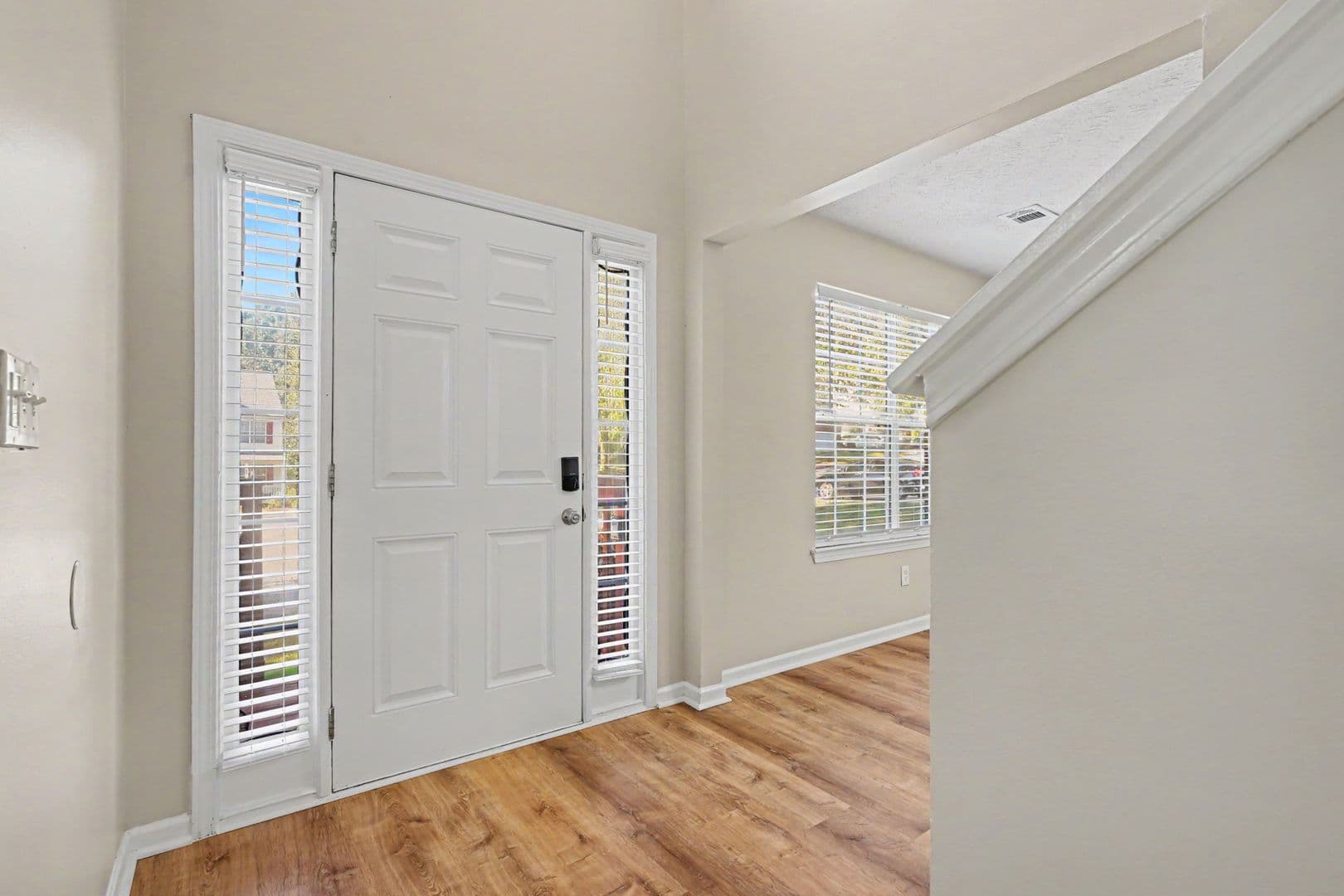 Snellville House: 3015 Gallery Walk