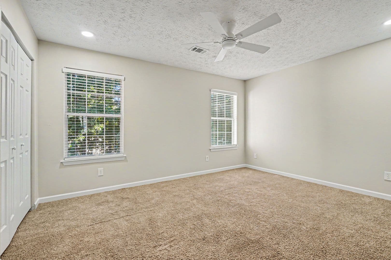 Snellville House: 3015 Gallery Walk