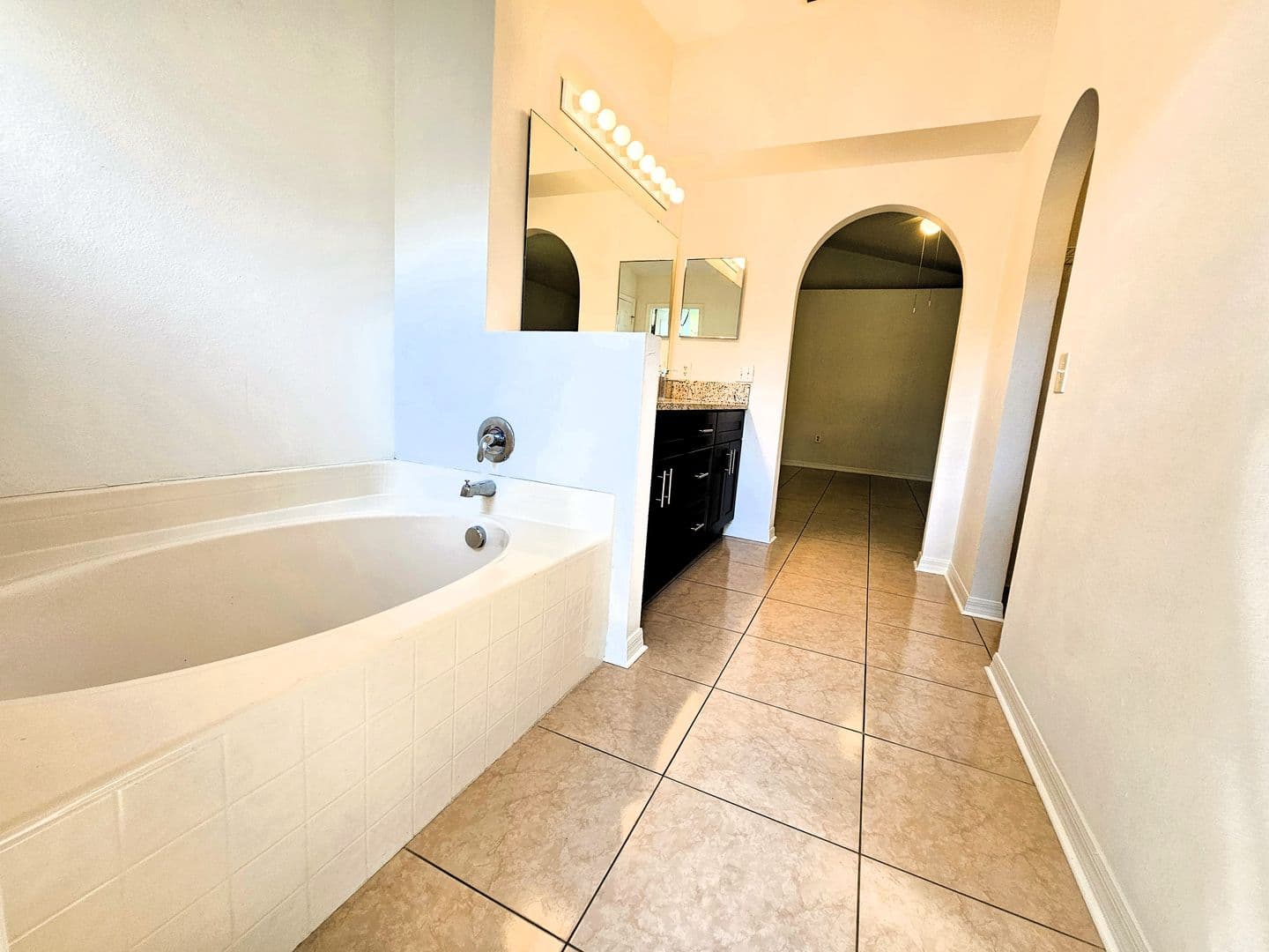 Minneola House: 921 Bristle Cone Ct.