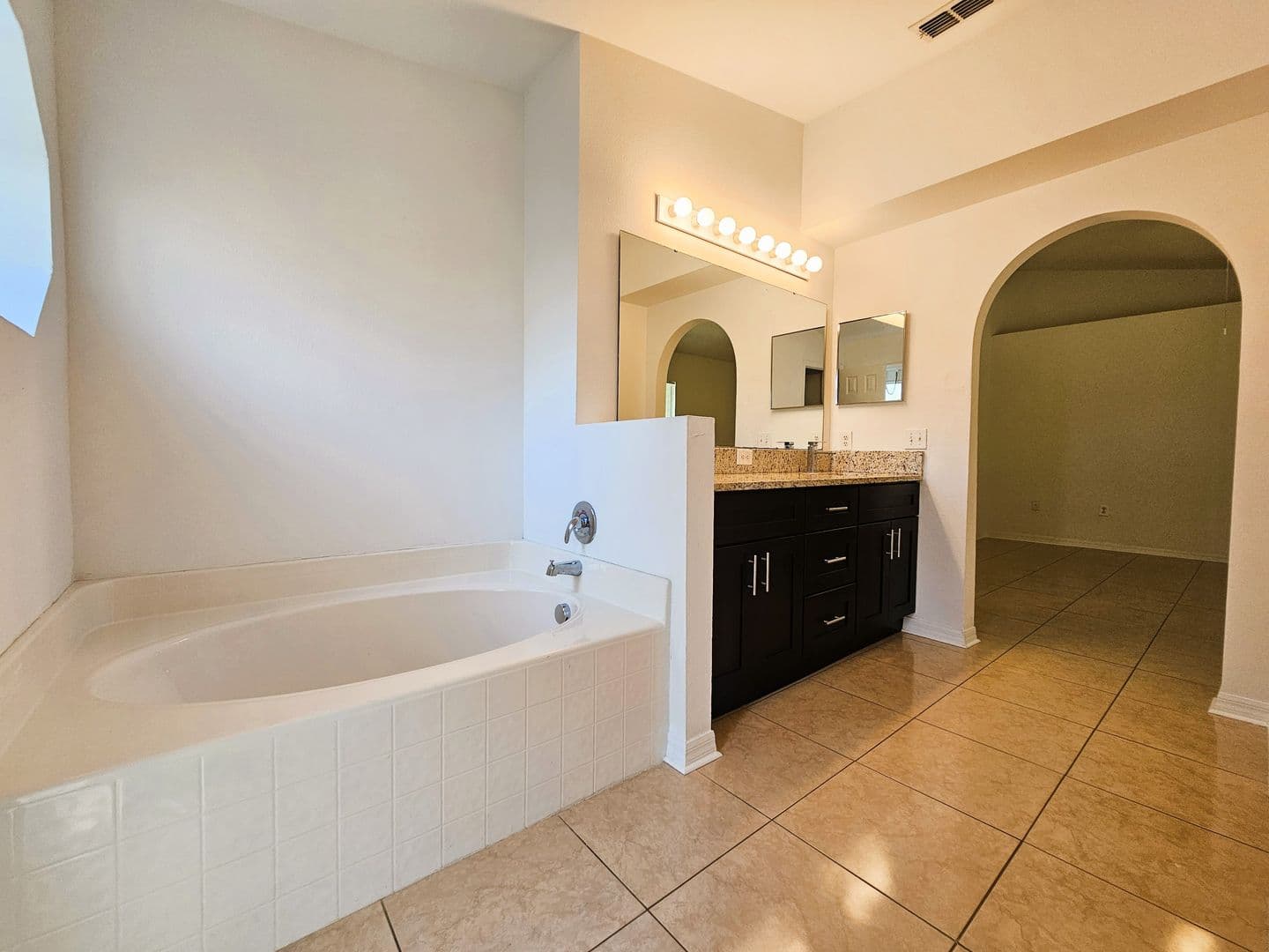 Minneola House: 921 Bristle Cone Ct.