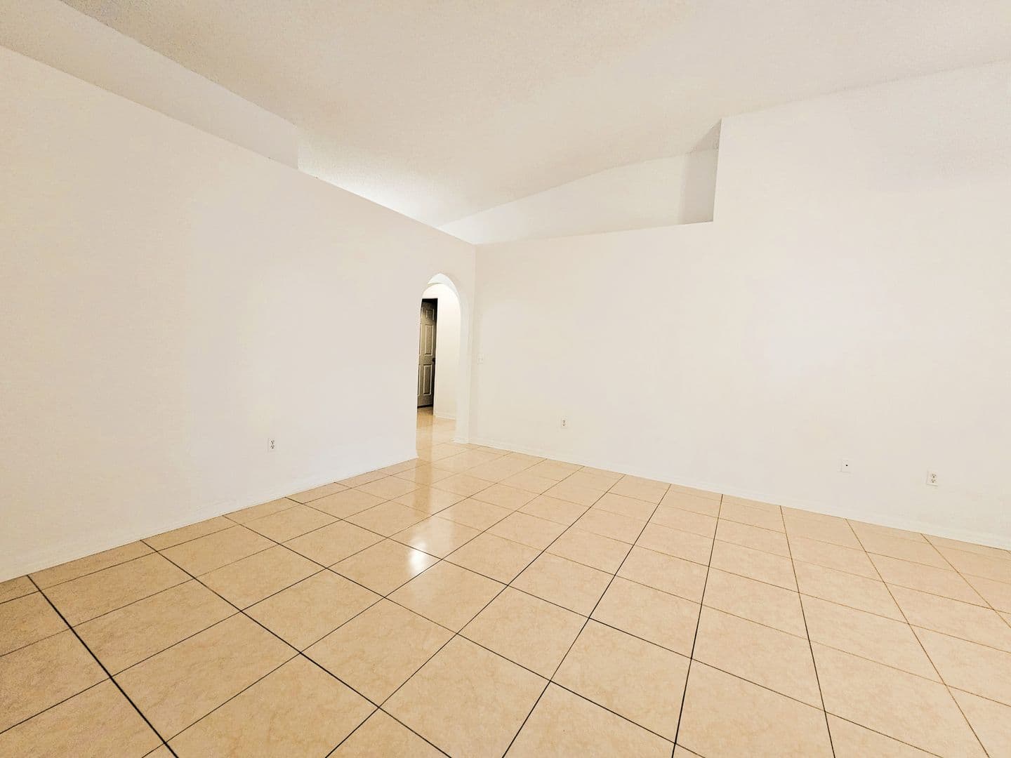 Minneola House: 921 Bristle Cone Ct.