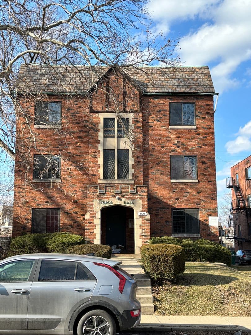 pittsburgh Apartment: 4825 Centre Avenue