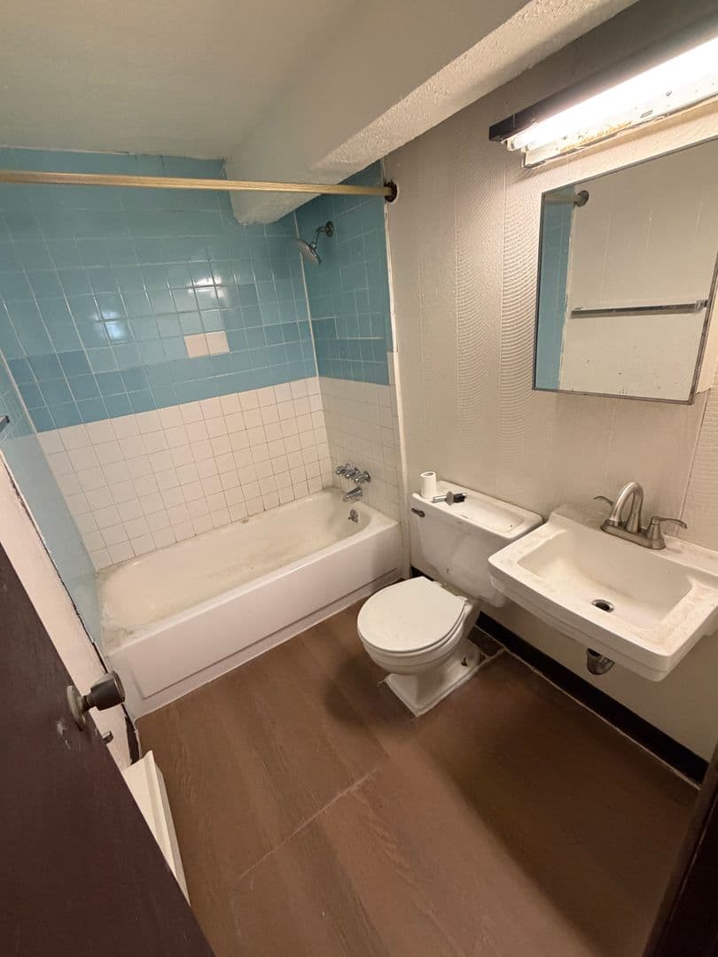 pittsburgh Apartment: 4825 Centre Avenue