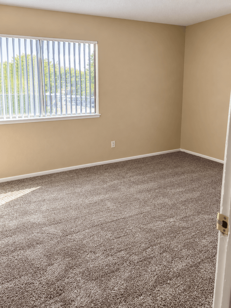 Stockton Apartment: 802 W. Weber Ave. #133