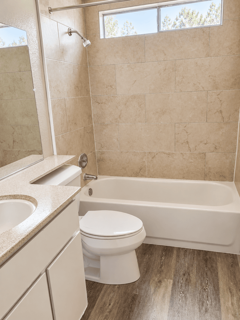 Stockton Apartment: 802 W. Weber Ave. #133