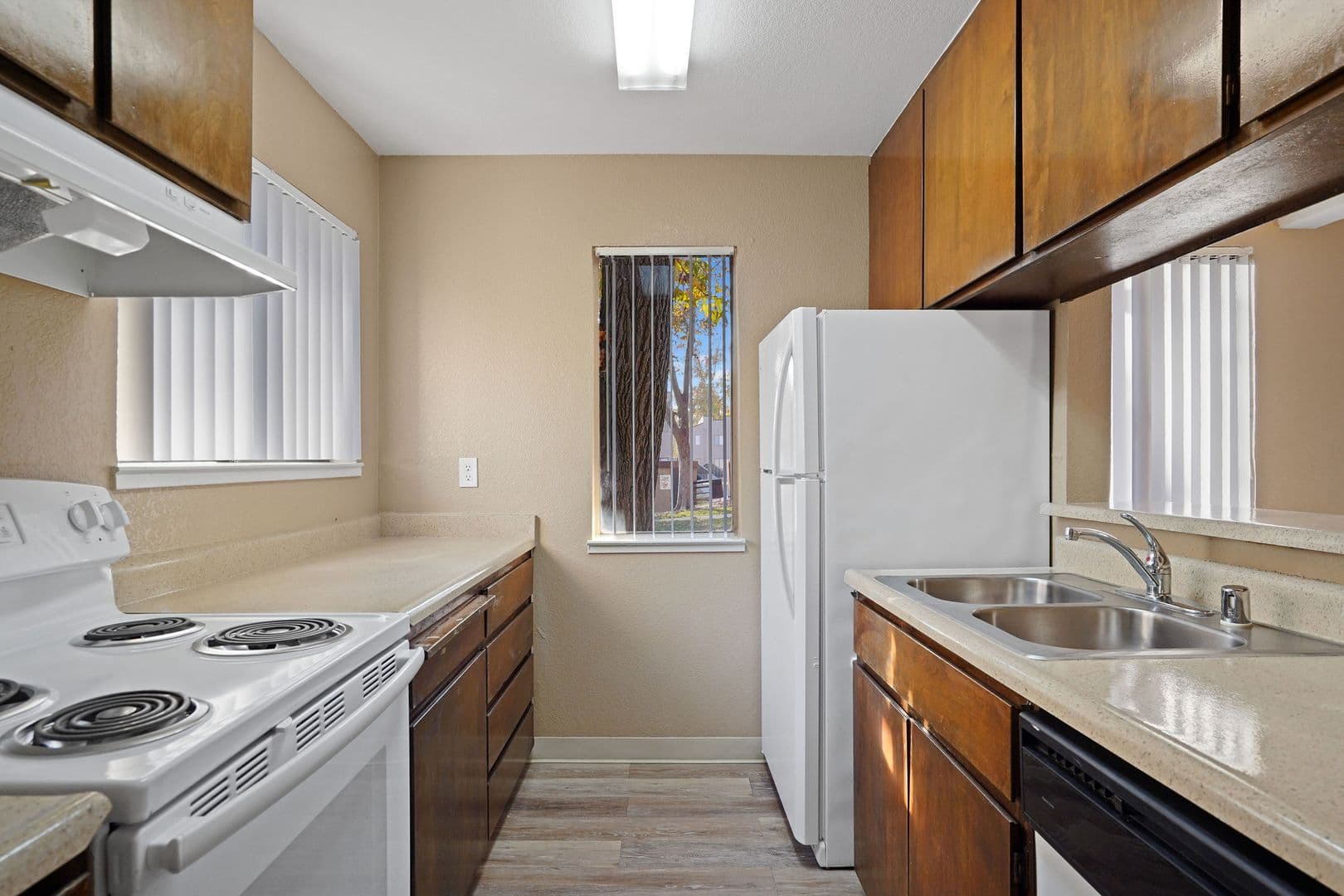 Stockton Apartment: 1540 Mosaic Way