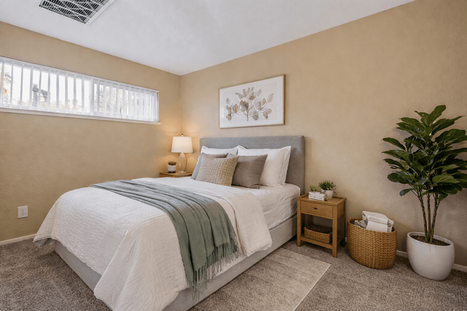Stockton Apartment: 1540 Mosaic Way