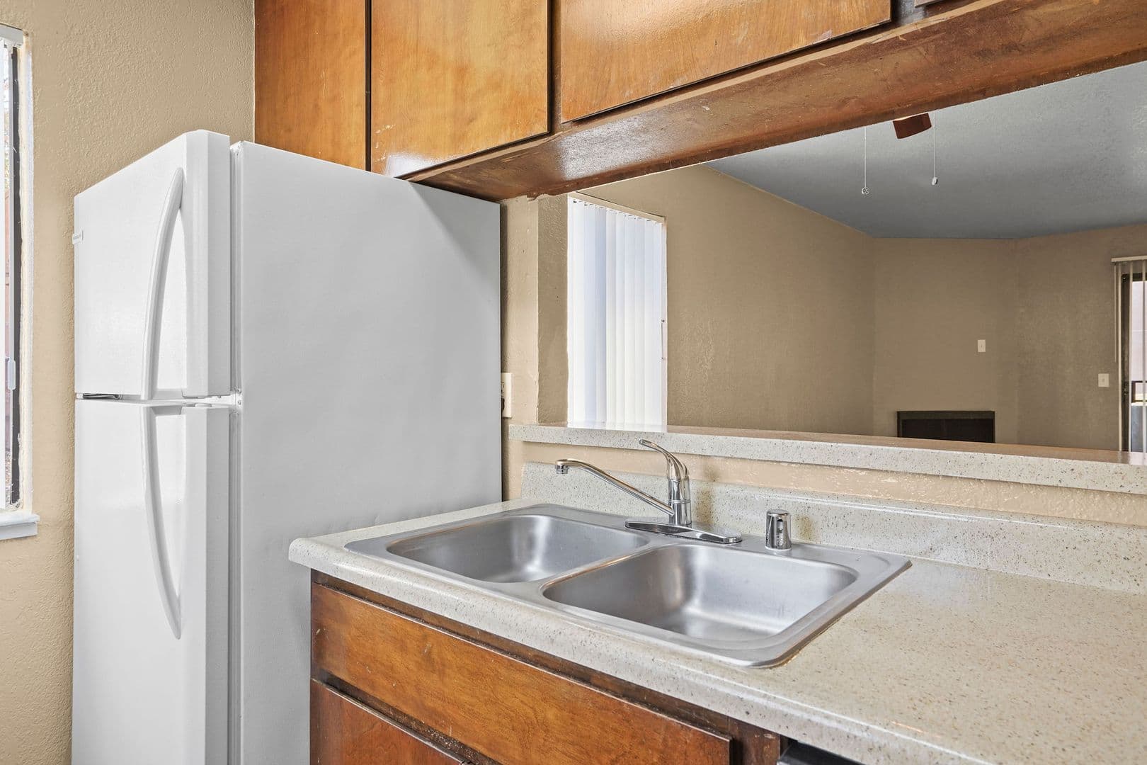Stockton Apartment: 1540 Mosaic Way