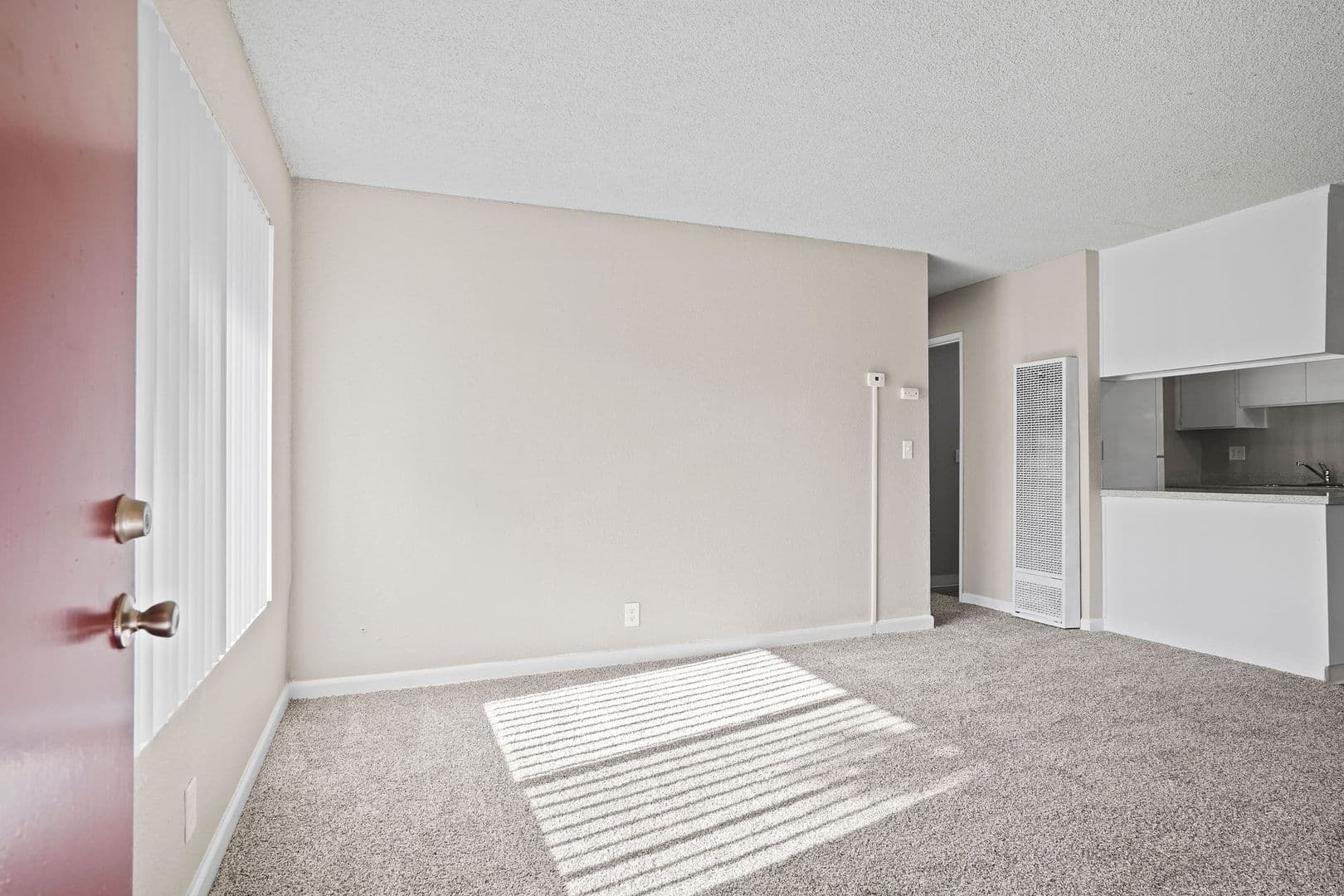Stockton Apartment: 2433 Country Club Blvd.