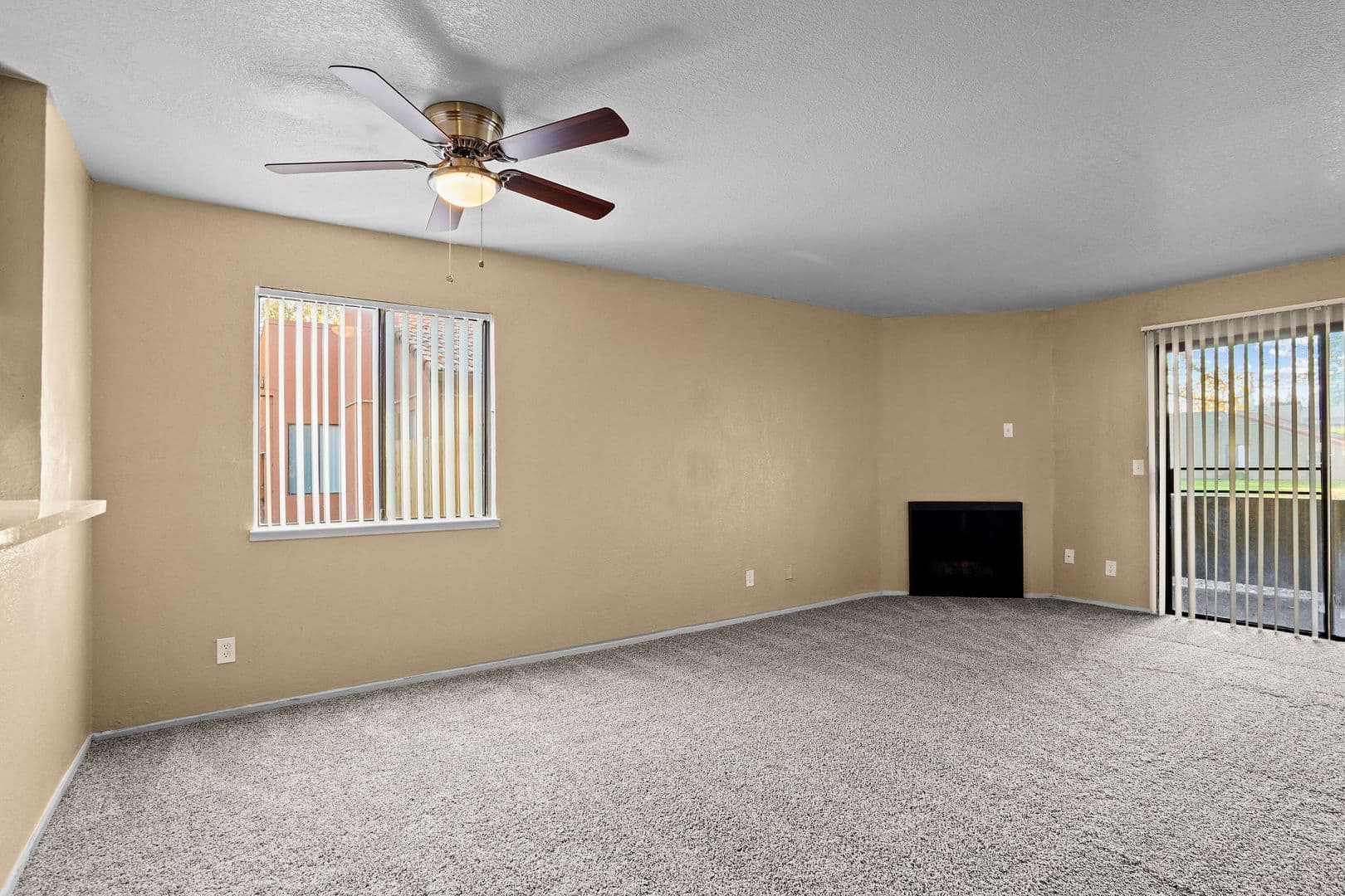 Stockton Apartment: 1540 Mosaic Way