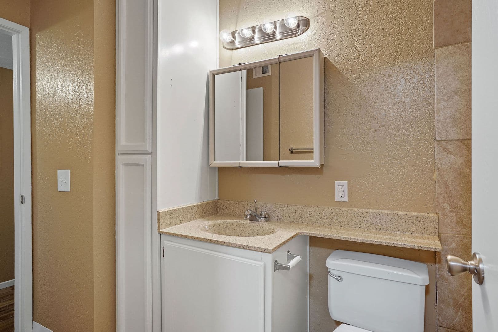 Stockton Apartment: 4738 Grouse Run Dr.