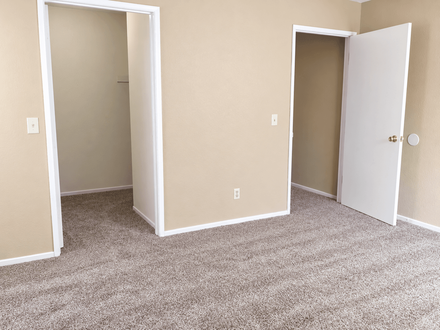 Stockton Apartment: 802 W. Weber Ave. #133