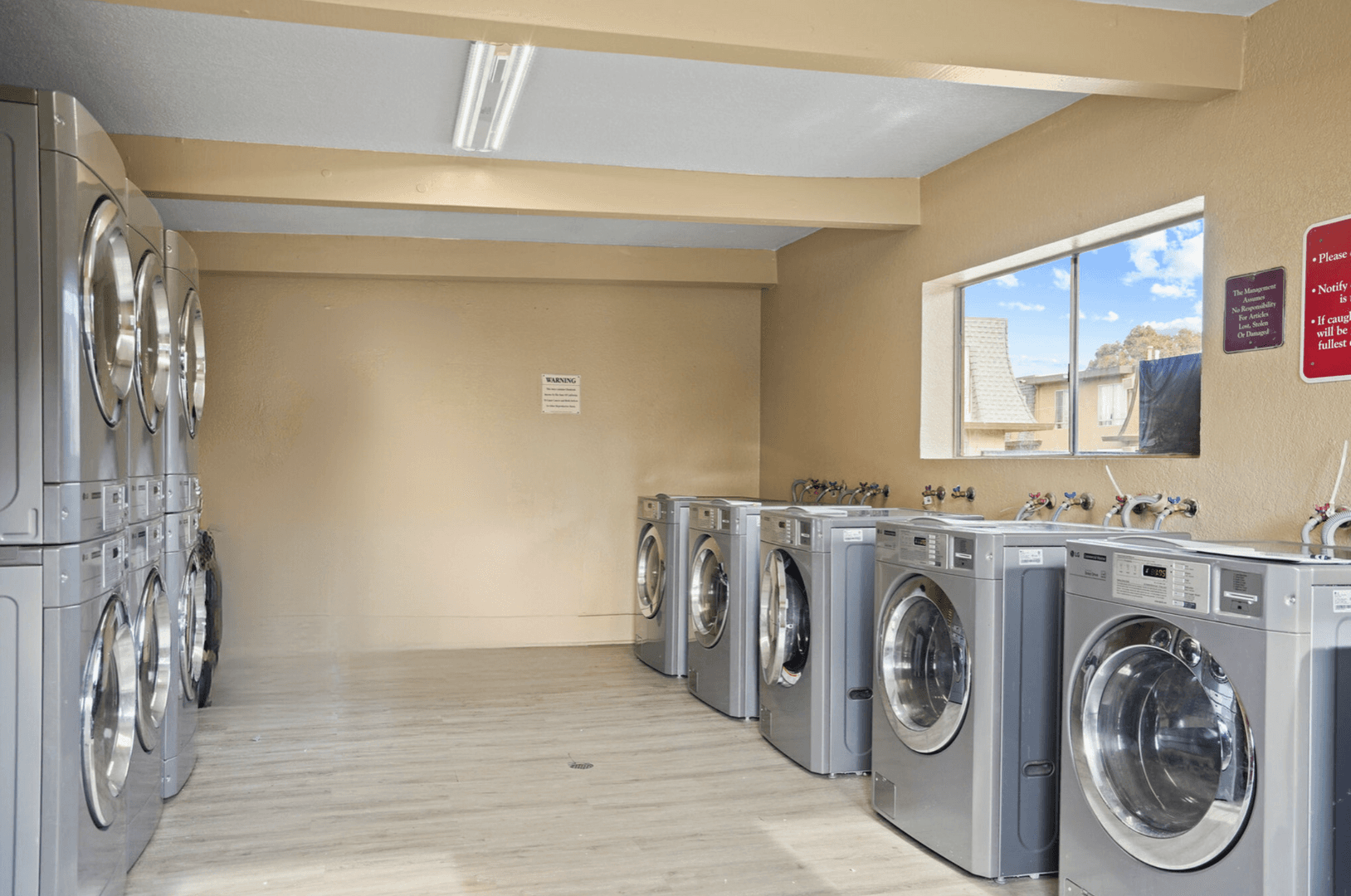Sacramento Apartment: 7605 Franklin Blvd.