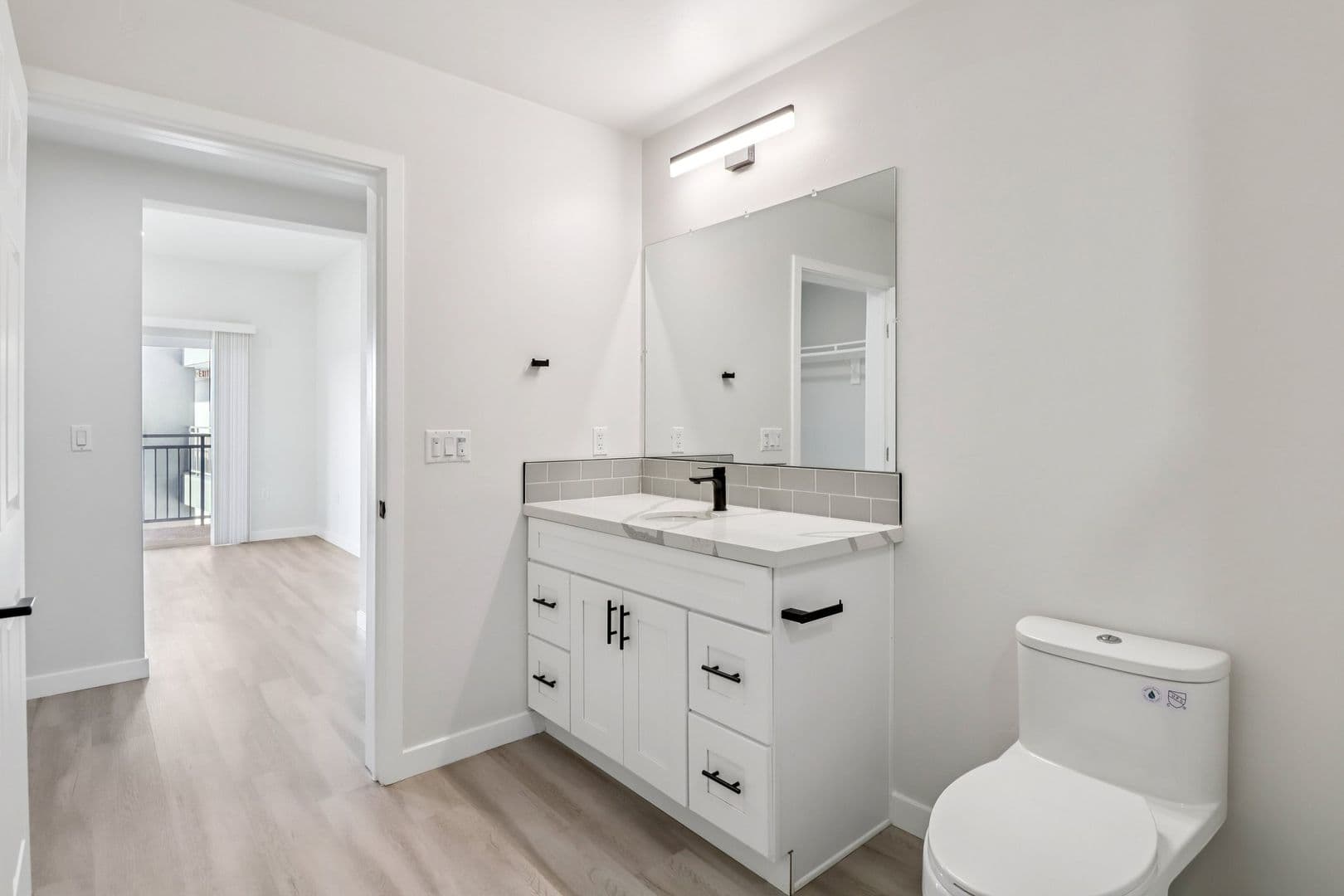 San Diego Apartment: 2341 Ulric Street