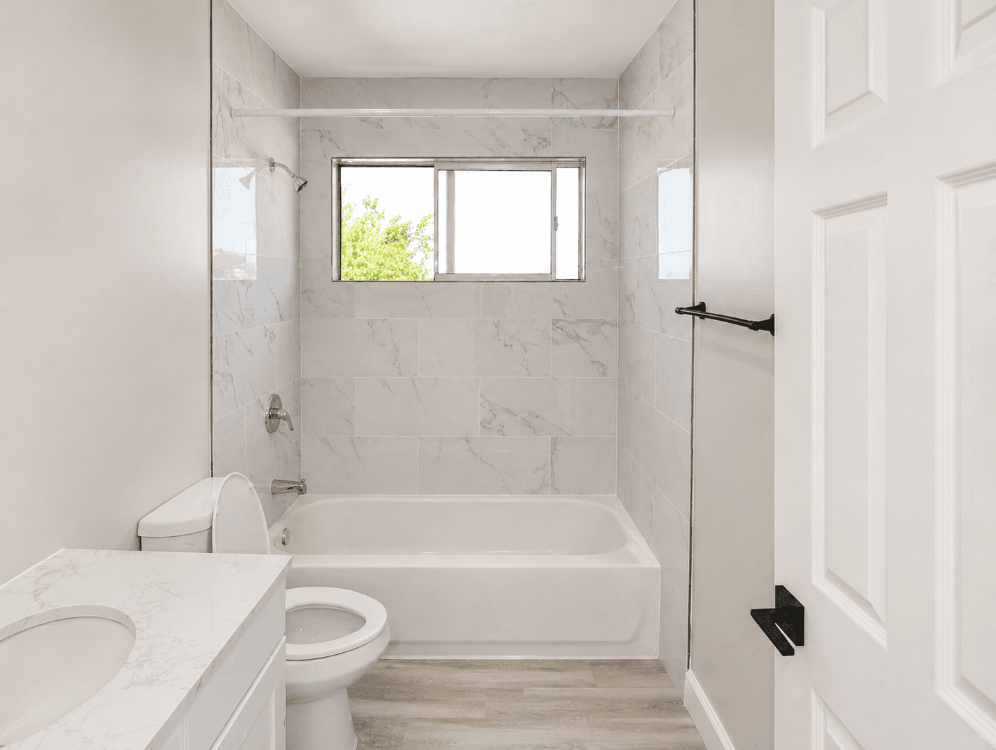 San Diego Apartment: 6650 Linda Vista Road
