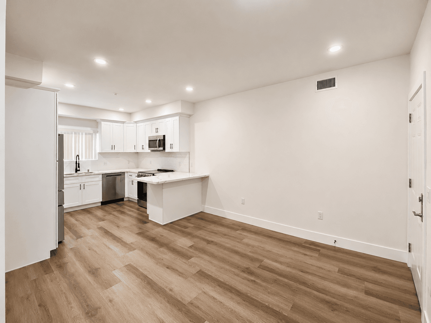 San Diego Apartment: 2285 Ulric Street