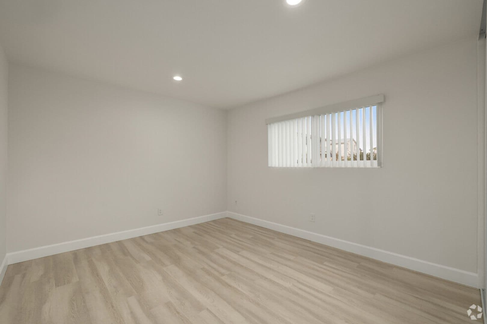 San Diego Apartment: 6650 Linda Vista Road