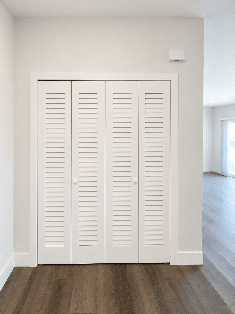 San Diego Apartment: 2285 Ulric Street